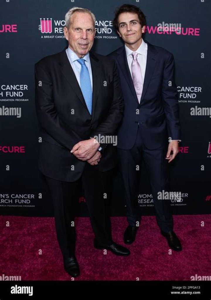 Steve Tisch’s biography, fact, career, awards, net worth & life story