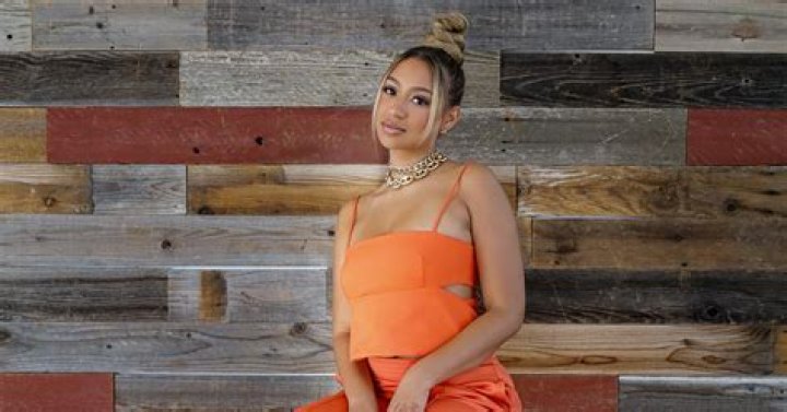 Sweet Life: Briana Jones Age Wikipedia Boyfriend and Instagram