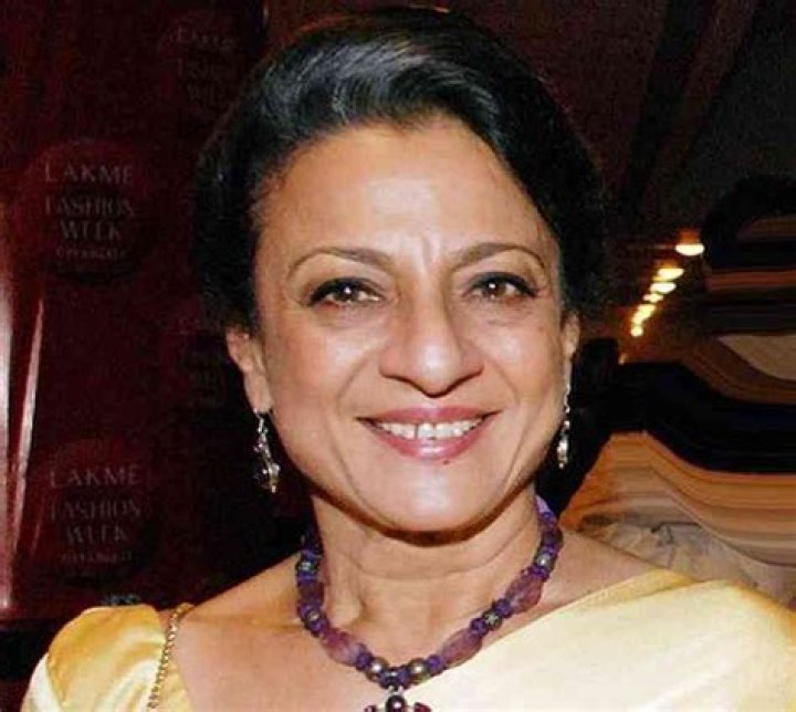 Tanuja Mukherjee Height, Weight, Net Worth, Age, Birthday, Wikipedia, Who, Instagram, Biography