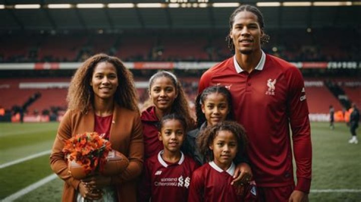 Virgil Van Dijk Parents, Siblings & Kids