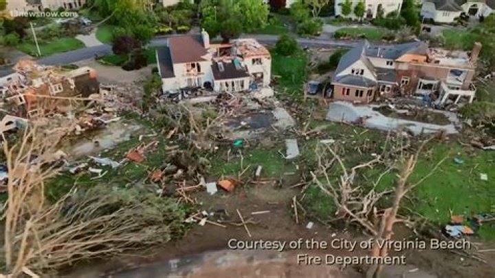 
Virginia Beach tornado warning: Videos of damage circulate after twister touches River Road and Great Neck 