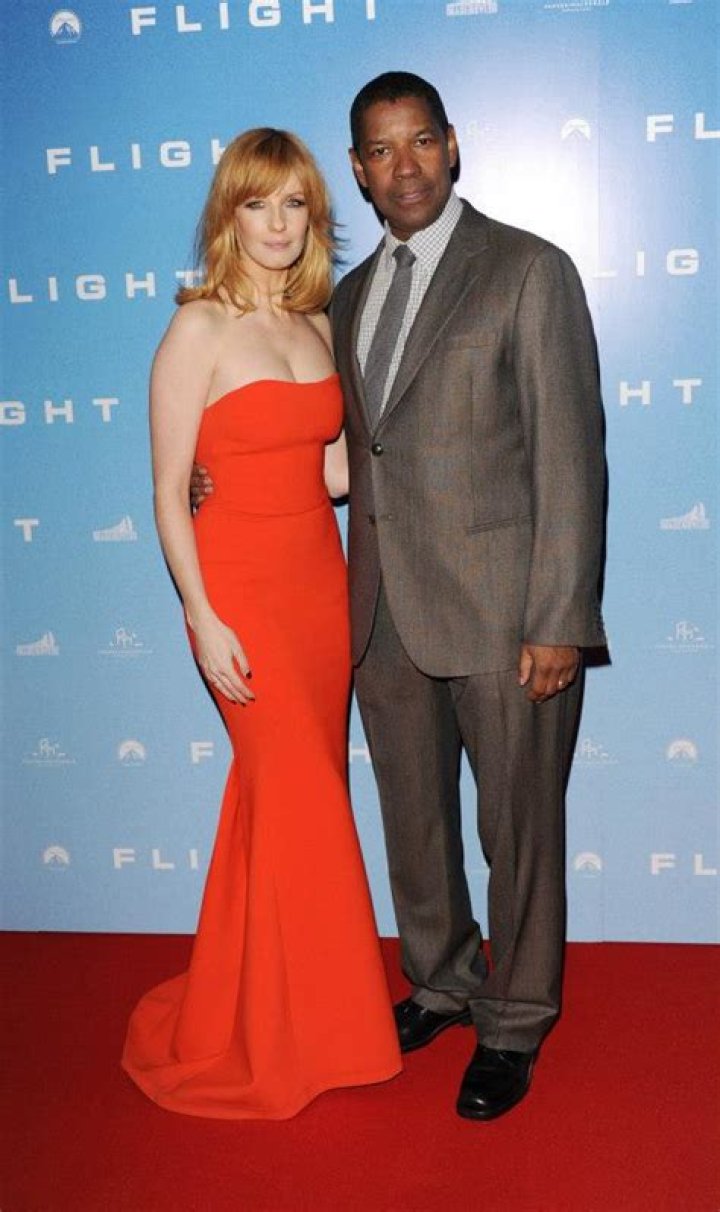 Vitamin C Singer Bio, Age, Wiki, Height, Husband, Movies, TV shows, and Net Worth.