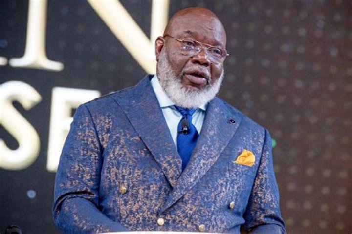 What Did Bishop TD Jakes Say? Comment About Women And Controversy