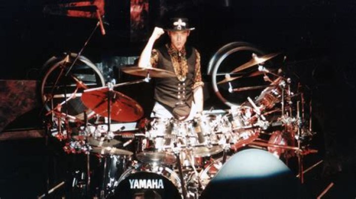 
What Exactly Was Spinal Tap Drummer Ric Parnell aka Mick Shrimpton’s Cause Of Death? 
