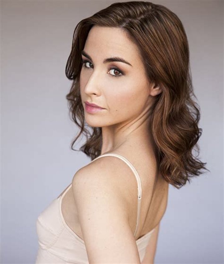 What is Molly Ephraim Doing Now? Measurements, Net Worth