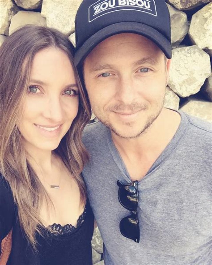 What Is the Net Worth of Genevieve Tedder? Also, Know His Husband!