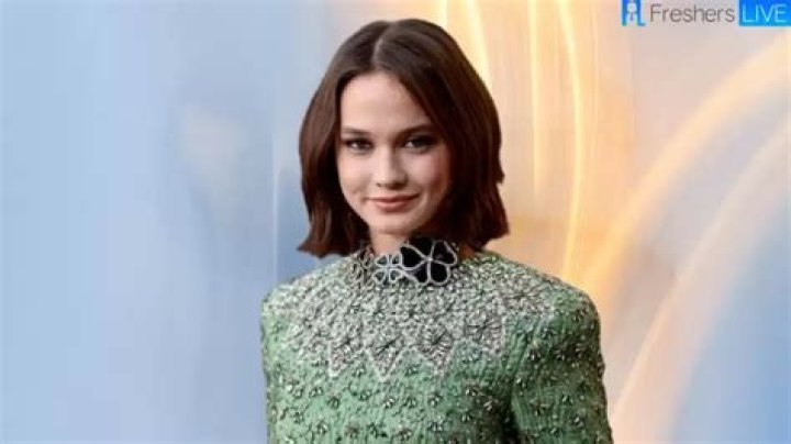 Who are Cailee Spaeny Parents? Meet Mark Spaeny & Reja Spaeny - Latest News