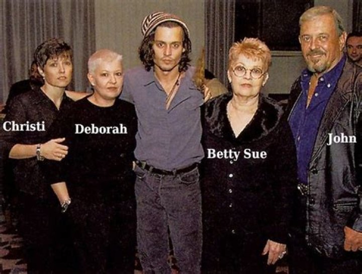 
Who Are Johnny Depp’s Siblings? Meet His 2 Sisters and Brother 