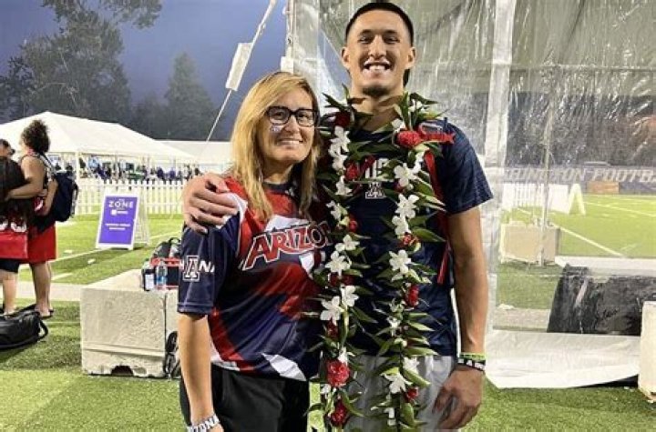 Who Are Tetairoa Mcmillan Parents? Everything To Know About The Wide Receiver