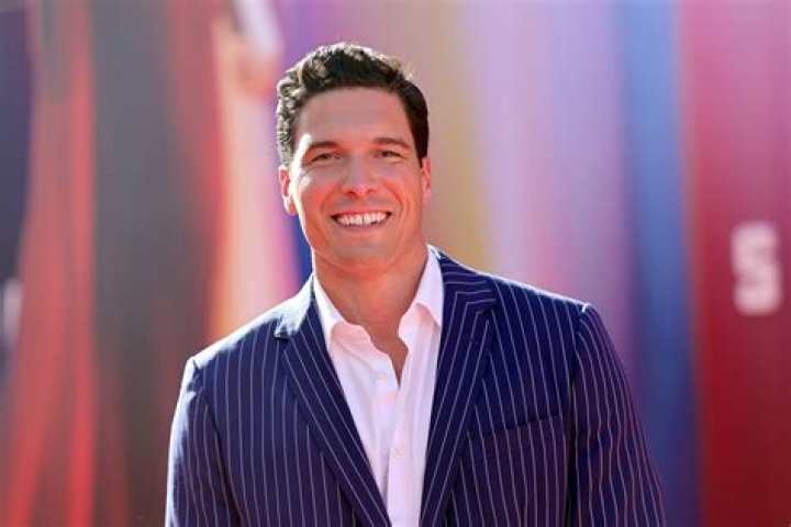 Who is Austin Reaves’s father?