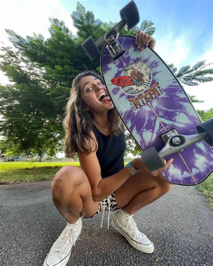 Who Is Avery Cyrus On TikTok? Age & Instagram – Is She Related To Miley Cyrus?