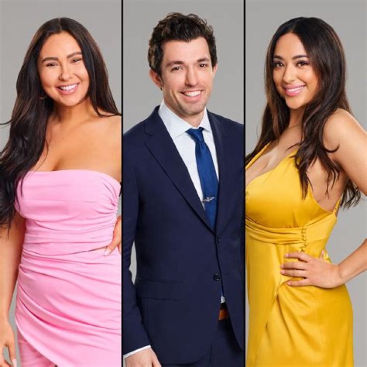 Who Is Bliss Poureetezadi on Love Is Blind Season 4? Job, Ethnicity, and Instagram