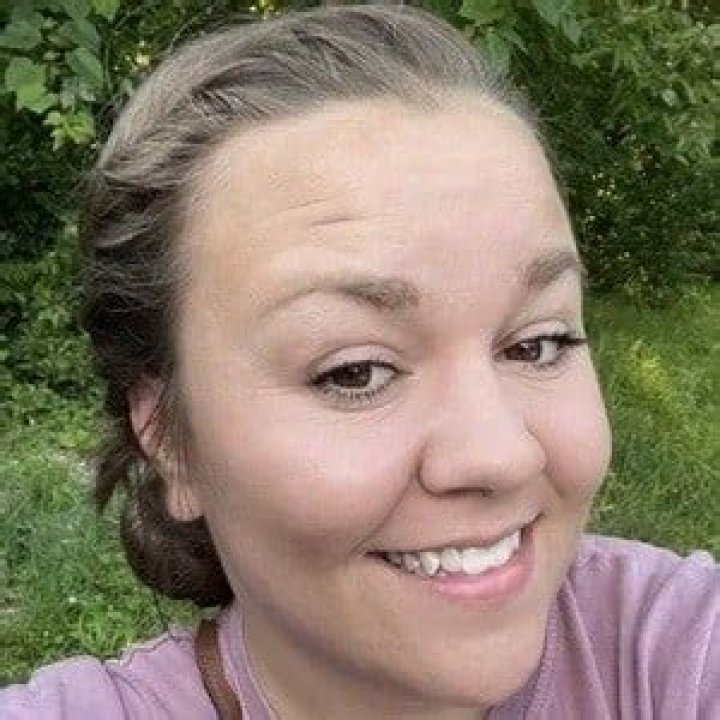 Who Is Catben Tiktok? Catherine Benson Age and Instagram, How Old Is She?