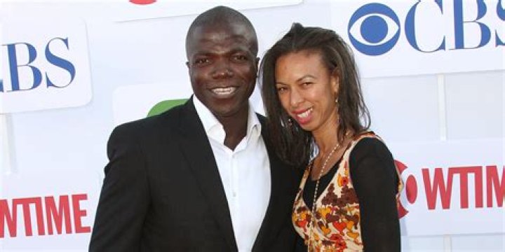 Who is Corinthia Edwards? Bio, Woman in Pastor David E Wilson Eats Box Video and Husband