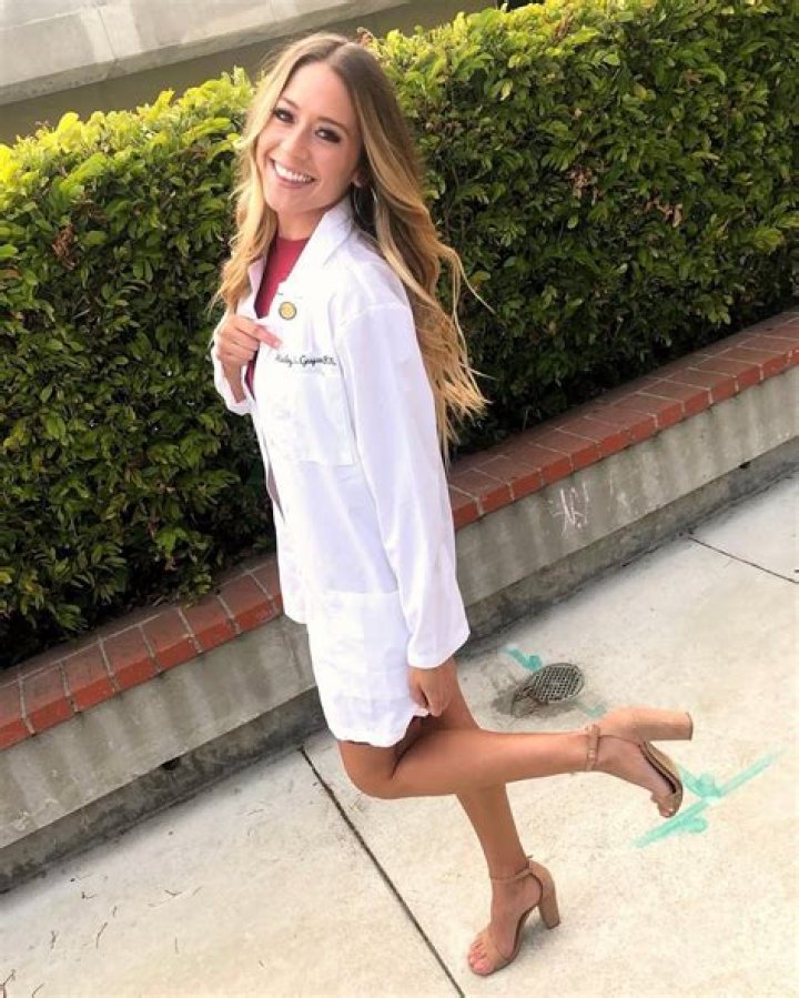 Who Is Dr. Don Struz’s Wife?