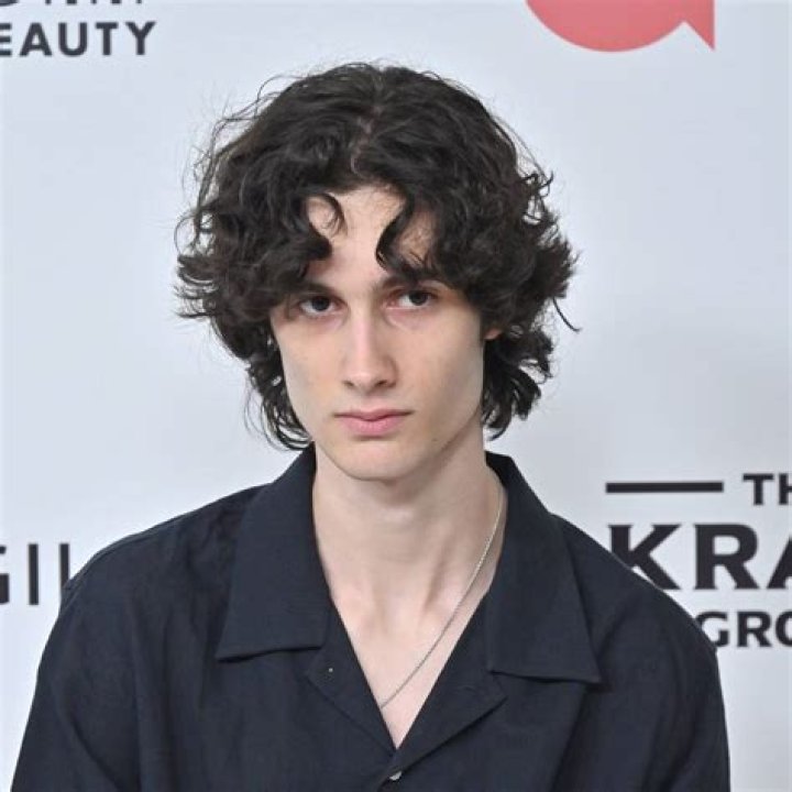 Who Is Ivy Wolk Boyfriend Finn Wolfhard? Meet The Bubble Cast On Instagram