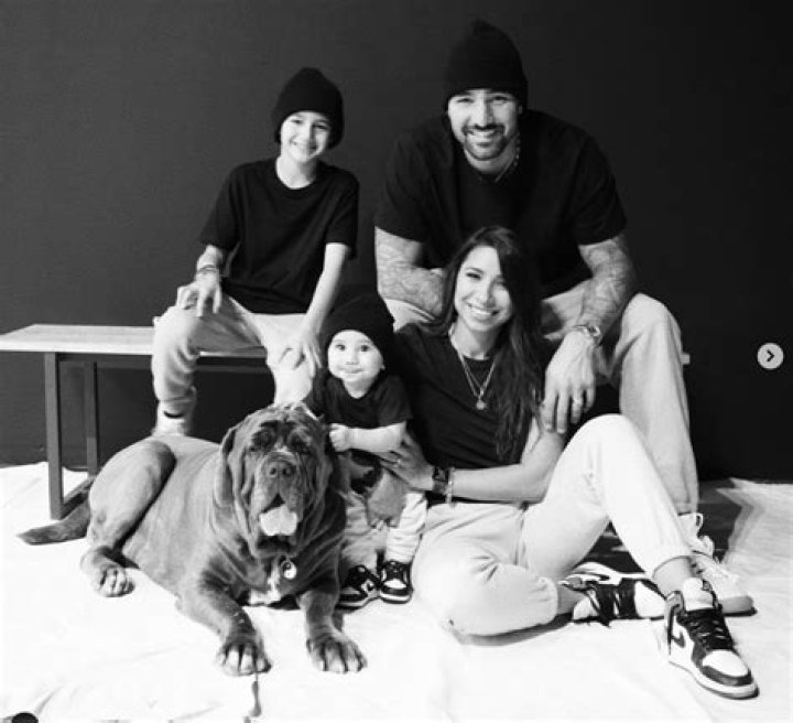 Who Is Jessica Gomez Castellanos? Meet Nick Castellanos Wife On Instagram