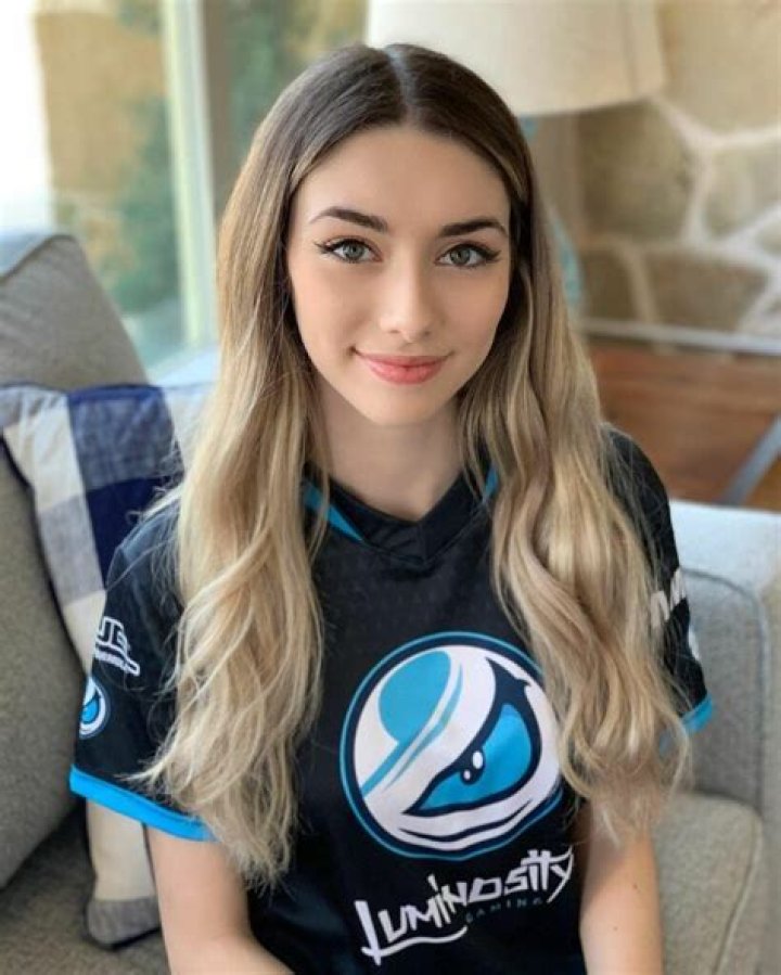 Who Is Kaellyn From Twitch? Age, Wiki, Biography, Real Name Instagram And Net Worth