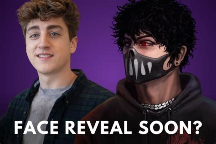 Who Is Lunaoni? Twitch Star Face Revealed