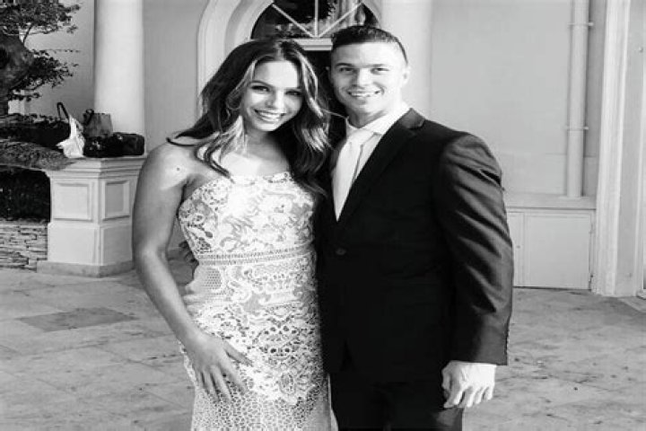 Who Is Maxine Streicher Husband?