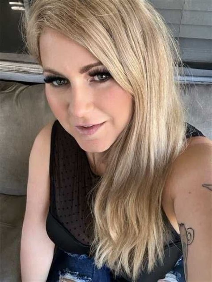 Who Is Munica Cooley And Is She On Onlyfans? Catfish Cooley Wife Is A Lingerie Model