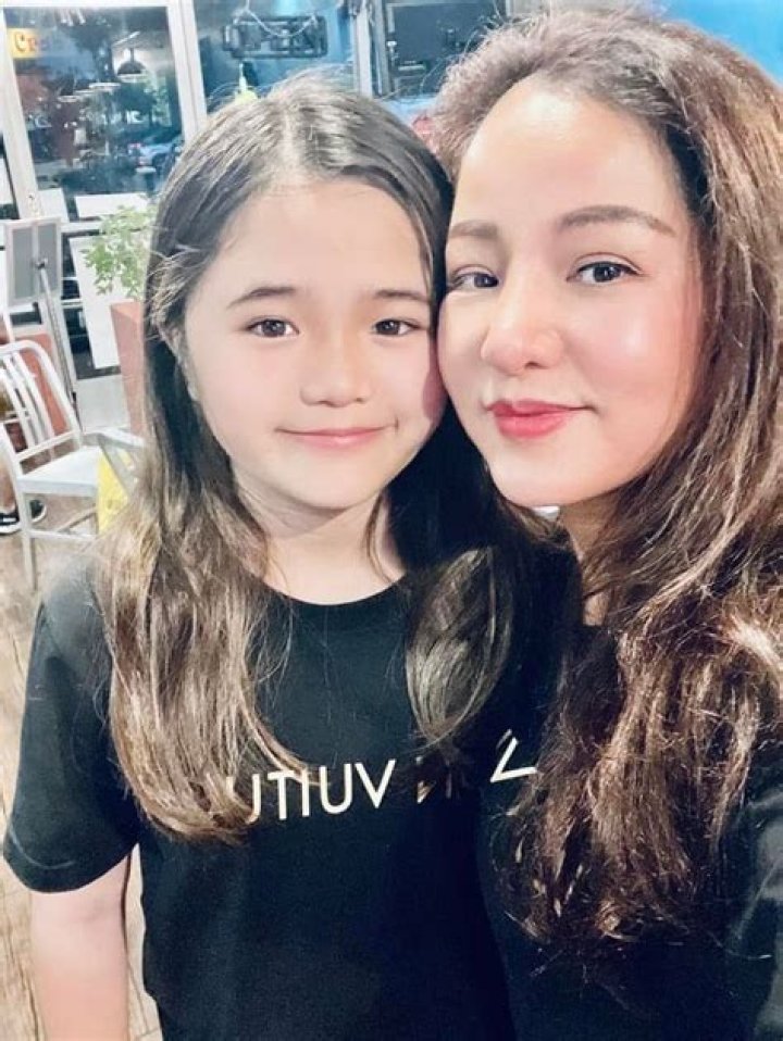 Who Is Phi Nhung Daughter Wendy Pham? Children and Family