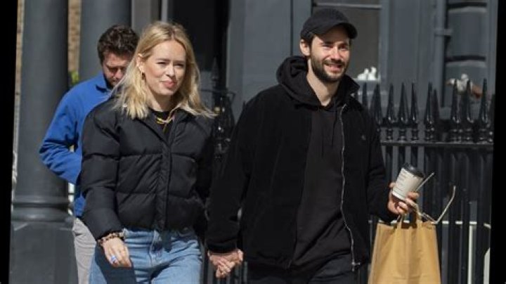 Who Is Tanya Burr Boyfriend Dan Herlihy? His Age And Net Worth- What Does He Do?