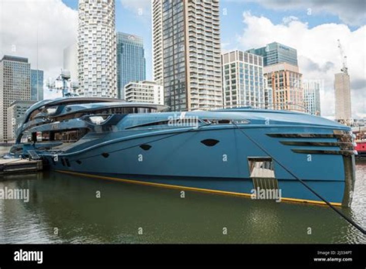 
Who Is The Owner Of Super Yacht “Phi” By Royal Huisman? Detained In London’s Canary Wharf 