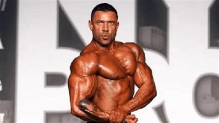 
Who was Neil Currey, bodybuilder and former Mr Olympia contestant? 