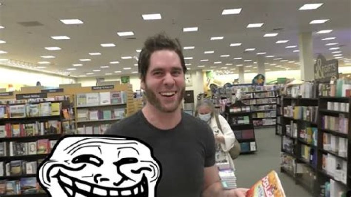 Why Was Popular MMOs ( Real Name Patrick Julianelle) Arrested? Meet His Girlfriend Elizabeth Liz Heranek