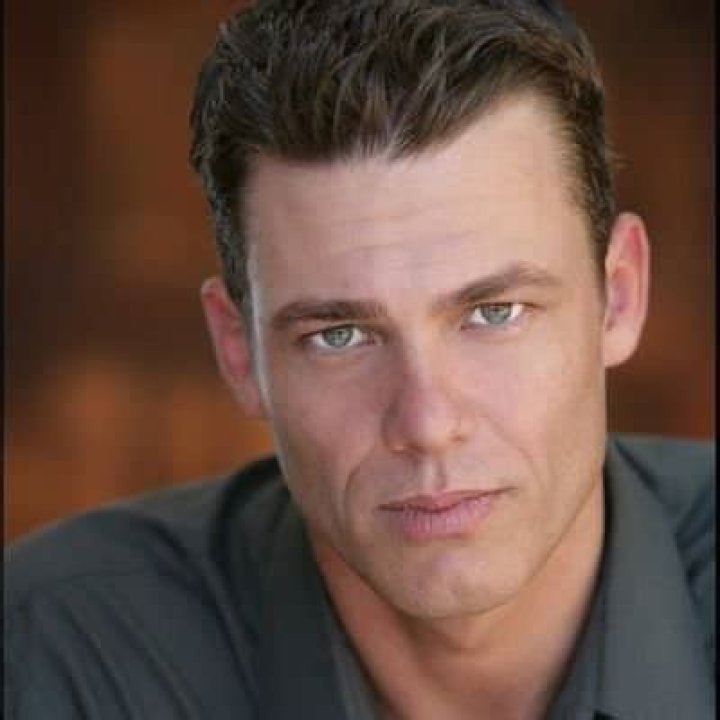 William Gregory Lee Net Worth