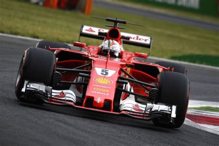 
With A Net Worth Of $140 Million, F1 Racer Sebastian Vettel Announces Retirement In 2022 
