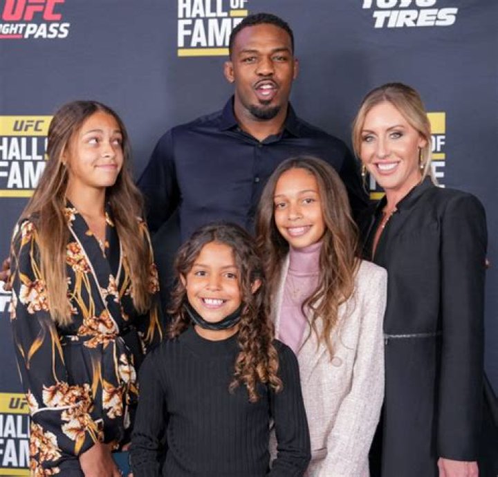 Yoel Romero Biography, Age, Wife, Next Fight, Sherdog, Image, Kids, Height, Family, Weight, Ufc, Siblings, Record, Instagram, And Twitter